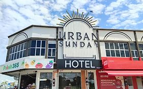 Urban Sunday, Jalan Langgar
